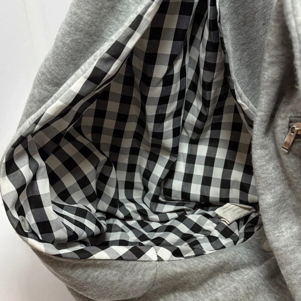 Gray pet carrier bag